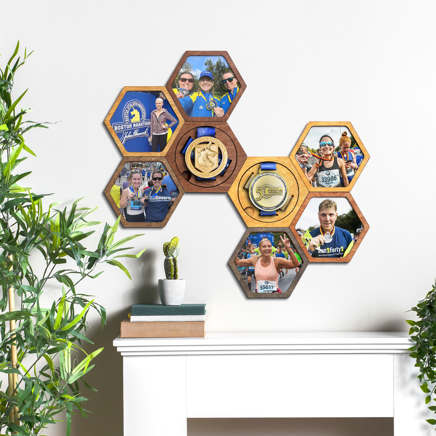 Honeycomb hexagonal modular holders for medals